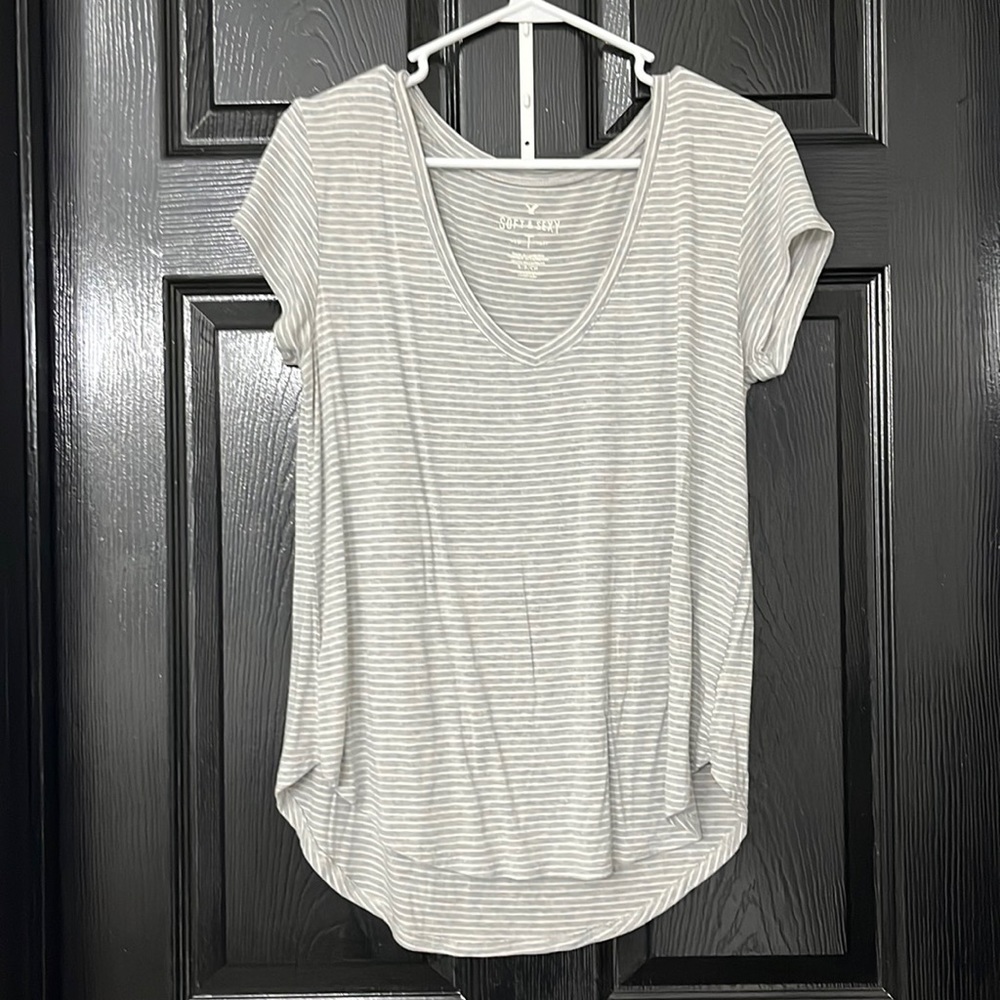 Buttery soft grey stripped t shirt